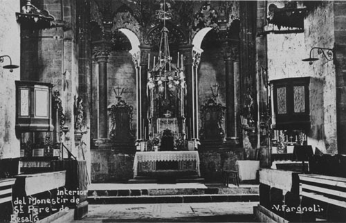 Interior del monestir de Sant Pere de Besalú. 1911-1936