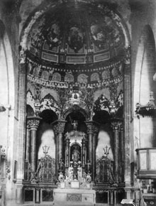 Interior de l'església del monestir de Sant Pere de Besalú. 1882-1929