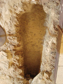 Tomba antropomòrfica del monestir de Sant Quirze de Colera