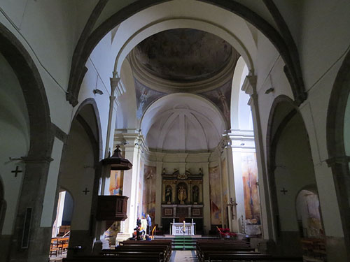 Interior de l'església de la Mare de Déu de Farners