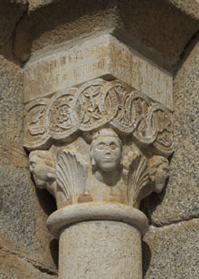 Capitell de Sant Pere Cercada. Segles XII-XIII