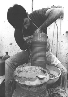 Ceramista de la Bisbal. 1986