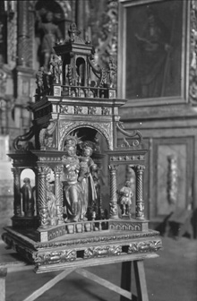 Cadireta barroca de l'església de Sant Pere de Cornellà del Terri. 1925