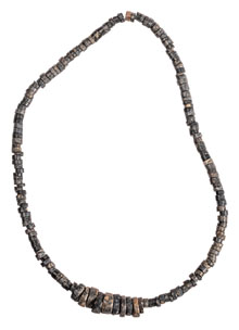 Denes de collar. 2200 aC - 1800 aC