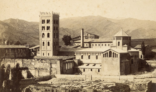 Vista general del Monestir de Santa Maria de Ripoll. 1900