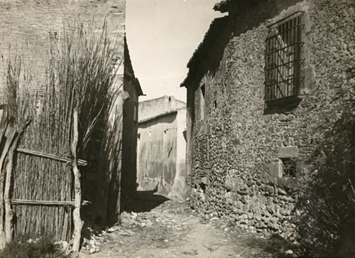 Carrer de Santa Llogaia d'Àalguema. 1925
