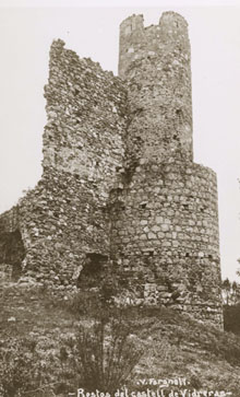 Restes de la torre del castell de Sant Iscle de Vidreres. 1911