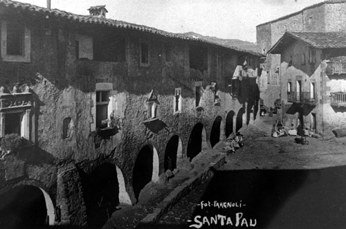 Plaça porxada del Firal dels Bous. 1915